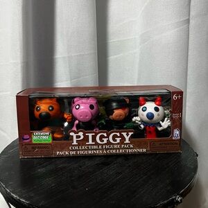 Phat Mojo Piggy Boxed Set Series 1- Action Figures- 4 Mini Figures Sealed Toy